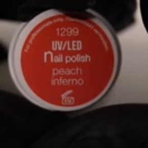 Vernis à ongles UV/LED peach inferno